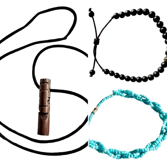 Jewelry - NWOT AUTHENTIC Necklace & Bracelets (Dominican Republic)